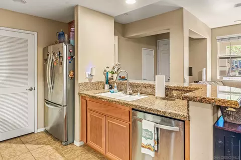 Kitchen - 14 Via Montisi, Santee, CA 92071 photo 4 of 4