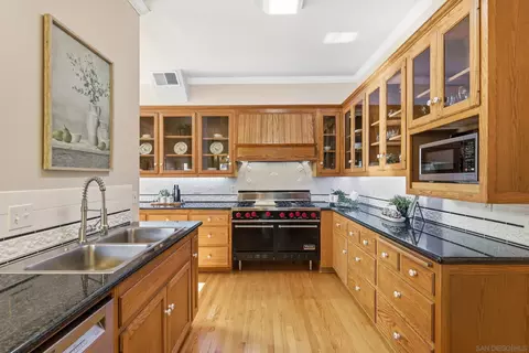 Kitchen - 14400 Midland, Poway, CA 92064 photo 3 of 5