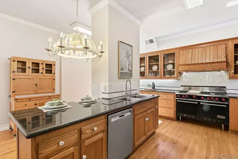 Kitchen - 14400 Midland, Poway, CA 92064 photo 2 of 5