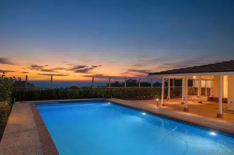 Exterior - 6432 Cardeno Dr, La Jolla, CA 92037 photo 2 of 3