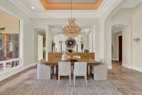 Dining - 14425 Cheyenne Trl, Poway, CA 92064 photo 4 of 6