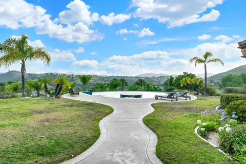 Exterior - 14425 Cheyenne Trl, Poway, CA 92064 photo 11 of 12