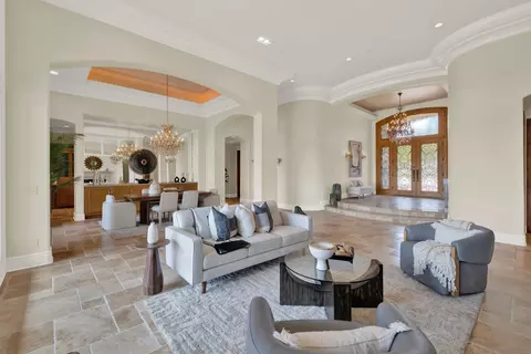 Living - 14425 Cheyenne Trl, Poway, CA 92064 photo 6 of 8