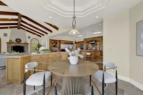 Dining - 14425 Cheyenne Trl, Poway, CA 92064 photo 6 of 6