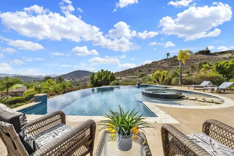 Exterior - 14425 Cheyenne Trl, Poway, CA 92064 photo 7 of 12