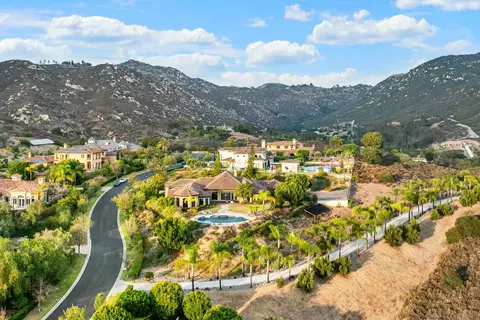 View/Area - 14425 Cheyenne Trl, Poway, CA 92064 photo 4 of 8