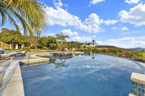 Exterior - 14425 Cheyenne Trl, Poway, CA 92064 photo 8 of 12