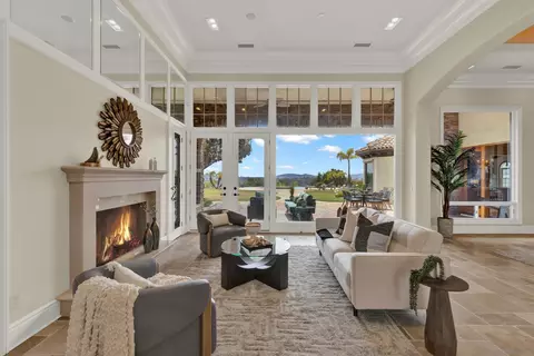 Living - 14425 Cheyenne Trl, Poway, CA 92064 photo 5 of 8