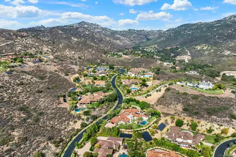 View/Area - 14425 Cheyenne Trl, Poway, CA 92064 photo 5 of 8