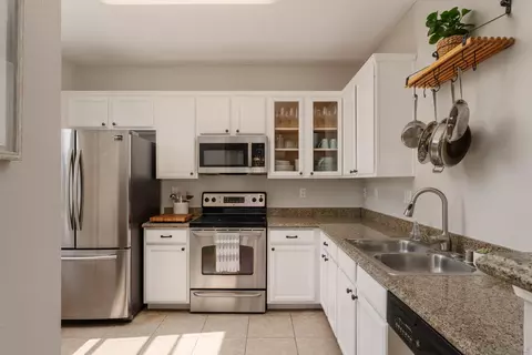 3825 Elijah Ct #332, San Diego, CA 92130
