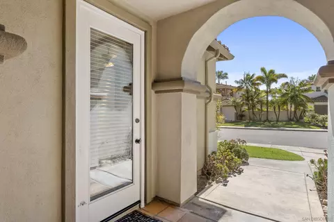 Entry Way - 7312 Binnacle Dr, Carlsbad, CA 92011 photo 5 of 5