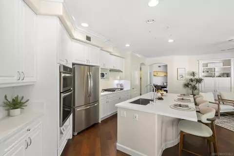 Kitchen - 7312 Binnacle Dr, Carlsbad, CA 92011 photo 5 of 6