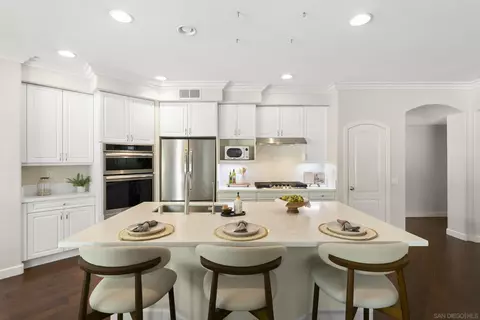Kitchen - 7312 Binnacle Dr, Carlsbad, CA 92011 photo 6 of 6