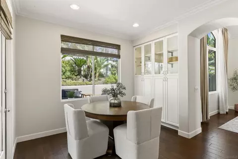 Dining - 7312 Binnacle Dr, Carlsbad, CA 92011 photo 2 of 5