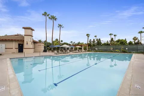 Exterior - 7312 Binnacle Dr, Carlsbad, CA 92011 photo 13 of 15