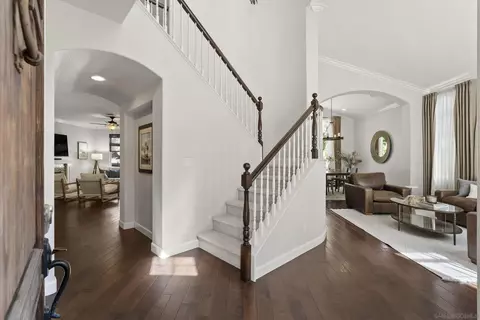 Entry Way - 7312 Binnacle Dr, Carlsbad, CA 92011 photo 4 of 5