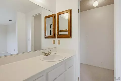 Bath - 13221 Westmark #28, Poway, CA 92064 photo 6 of 8