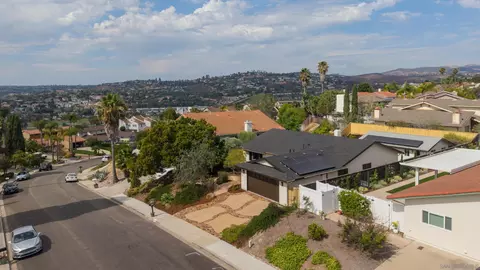 2403 Torrejon, Carlsbad, CA 92009 photo 38