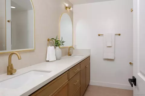 2403 Torrejon, Carlsbad, CA 92009 photo 22