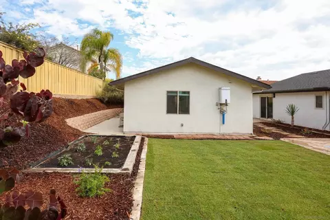 2403 Torrejon, Carlsbad, CA 92009 photo 33