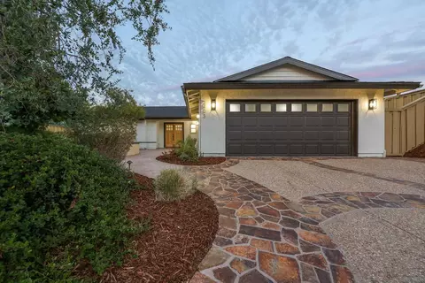 2403 Torrejon, Carlsbad, CA 92009 photo 1
