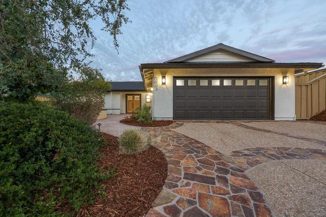2403 Torrejon, Carlsbad, CA 92009