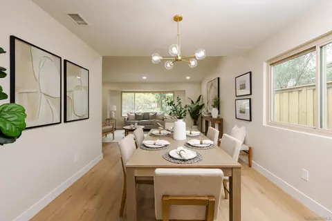 2403 Torrejon, Carlsbad, CA 92009 photo 10