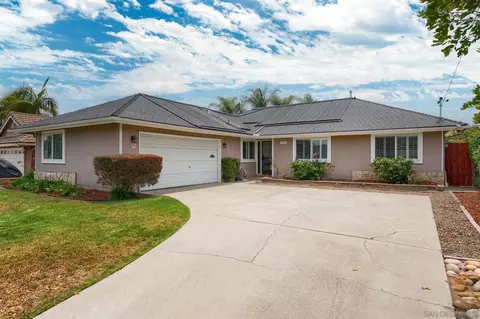 7943 June Lake Dr, San Diego, CA 92119