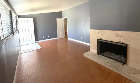 12923 Slack St, Poway, CA 92064 photo 4
