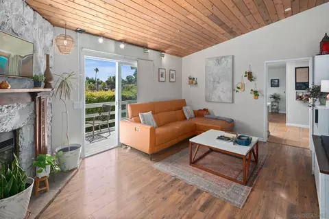 Living - 952 W 5th Ave, Escondido, CA 92025 photo 3 of 5