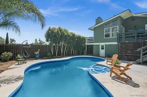 Exterior - 952 W 5th Ave, Escondido, CA 92025 photo 7 of 7