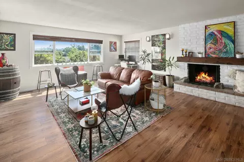 Living - 952 W 5th Ave, Escondido, CA 92025 photo 2 of 5