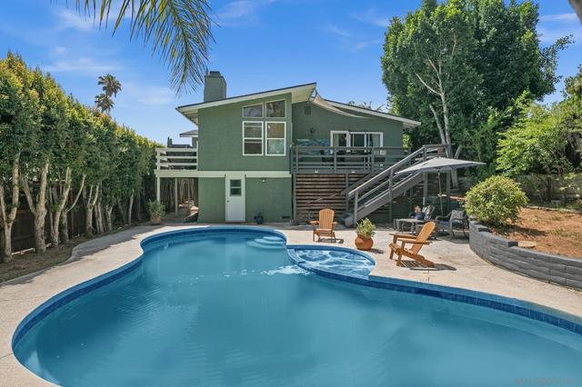 952 W 5th Ave, Escondido, CA 92025