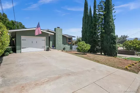 Exterior - 952 W 5th Ave, Escondido, CA 92025 photo 3 of 7
