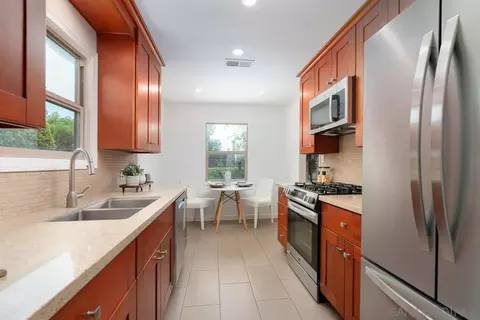 Kitchen - 8545 Porter Hill Ter, La Mesa, CA 91942 photo 1 of 3