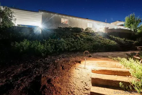Exterior - 2650 Sunset Hls, Escondido, CA 92025 photo 13 of 13