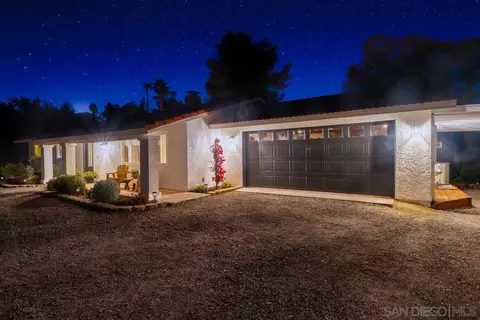 Exterior - 2650 Sunset Hls, Escondido, CA 92025 photo 11 of 13