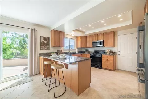 Kitchen - 2650 Sunset Hls, Escondido, CA 92025 photo 1 of 4