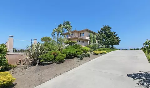 Exterior - 1629 Wild Acres, Vista, CA 92084 photo 5 of 6