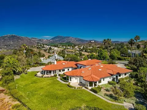 View/Area - 17844 Joyas Ct, Poway, CA 92064 photo 2 of 6