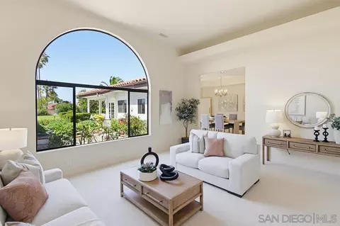 Living - 17844 Joyas Ct, Poway, CA 92064 photo 2 of 9