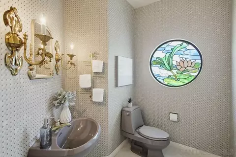Bath - 17844 Joyas Ct, Poway, CA 92064 photo 6 of 7