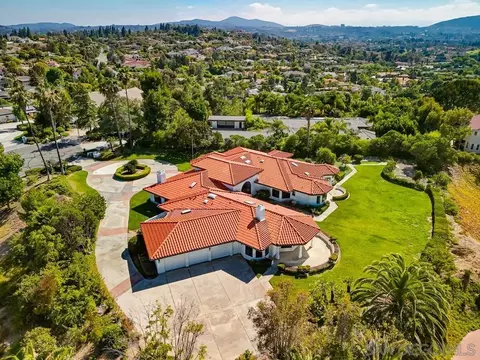 View/Area - 17844 Joyas Ct, Poway, CA 92064 photo 3 of 6