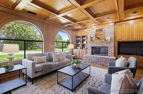 Living - 17844 Joyas Ct, Poway, CA 92064 photo 5 of 9