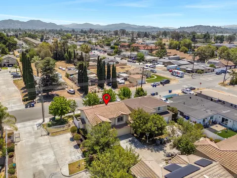 819 Laffey Ln, El Cajon, CA 92021 photo 3