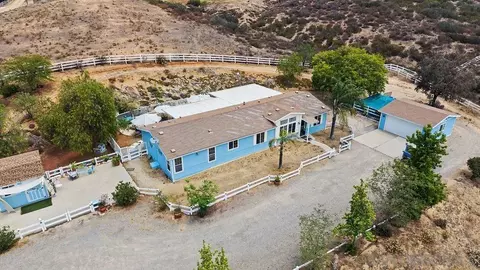 View/Area - 38748 Via Cantata, Temecula, CA 92592 photo 2 of 5