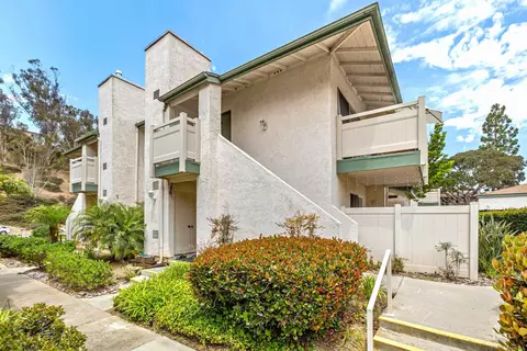 8811 Gilman Dr #H, La Jolla, CA 92037