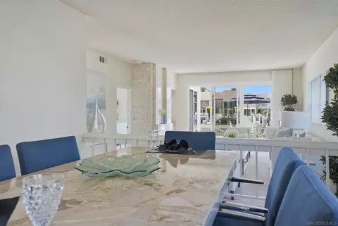 Dining - 73 Kingston Ct, Coronado, CA 92118 photo 2 of 4
