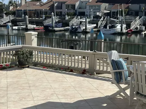 Exterior - 73 Kingston Ct, Coronado, CA 92118 photo 13 of 14