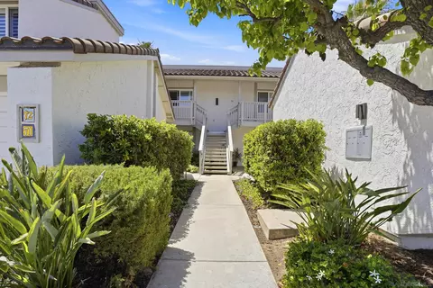 Exterior - 73 Kingston Ct, Coronado, CA 92118 photo 5 of 14
